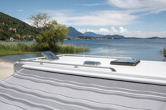 OKNO DACHOWE 40x40 FIAMMA TURBO VENT PREMIUM 12V