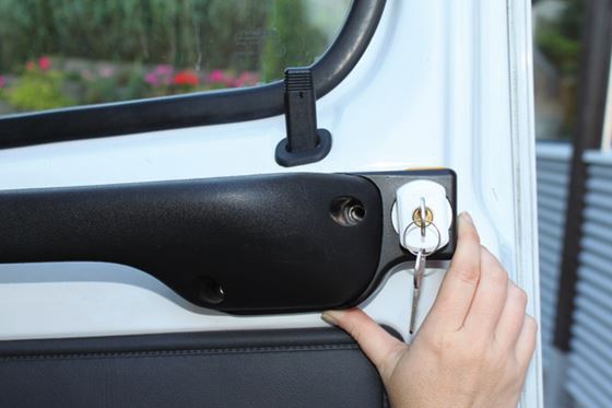 BLOKADA DRZWI WEWNĘTRZNA HEOSAFE DUCATO 94-02 2 szt.