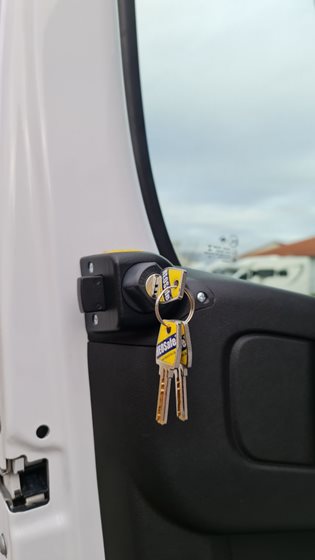 BLOKADA DRZWI WEWNĘTRZNA HEOSAFE DUCATO OD 09/2021 2 szt.