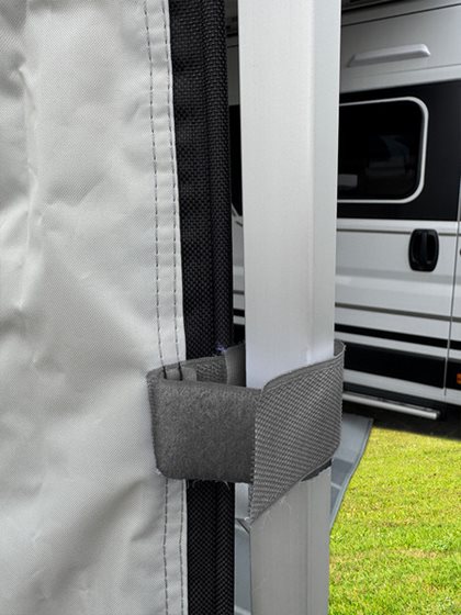 ŚCIANA REIMO TENT PRZÓD 380 cm RAIN BLOCKER GIRONA DRZWI + OKNO