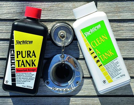 PŁYN DO CZYSZCZENIA ZBIORNIÓW WODY YACHTICON PURA TANK 500 ml