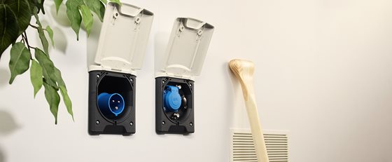 GNIAZDO ELEKTRYCZNE 230V/12V/TV/SAT MAGNETYCZNE JASNY SZARY ZEWNĘTRZNE