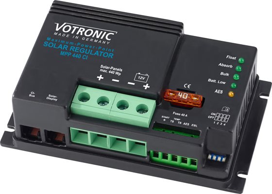 REGULATOR ŁADOWANIA VOTRONIC SOLAR MPP440 CI 12V CYFROWY