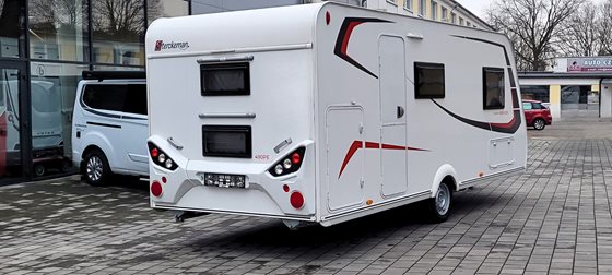 PRZYCZEPA KEMPINGOWA EASY 490PE COMFORT