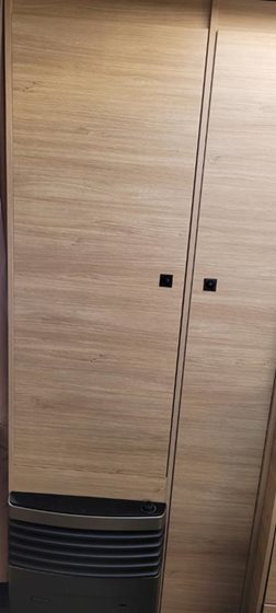 PRZYCZEPA KEMPINGOWA EASY 490PE COMFORT