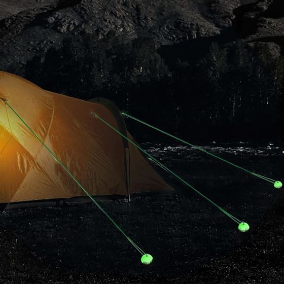 CZAPKA ZIMOWA Z LATARKA /CZAR-SZAR-POM