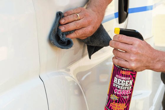 WOSHUP! PŁYN DO USUWANIA SMUG PO DESZCZU SPRAY 1l