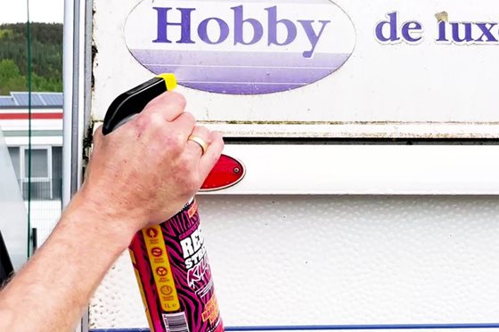 WOSHUP! PŁYN DO USUWANIA SMUG PO DESZCZU SPRAY 1l