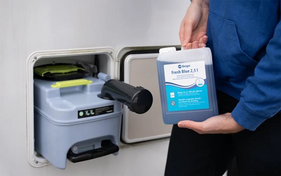 PŁYN BERGER FRESH BLUE DO KASETY TOALETY 2,5l