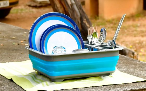 OCIEKACZ DO NACZYŃ SKŁADANY SILIKON NIEBIESKI