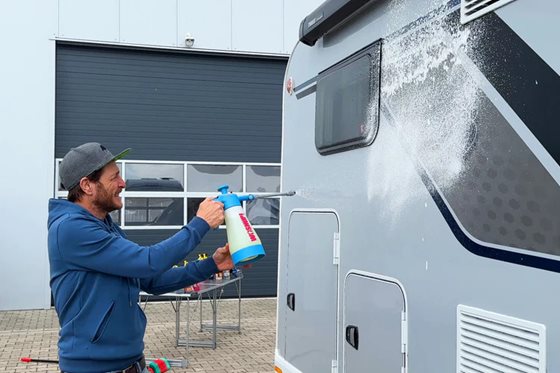 WOSHUP! PŁYN DO CZYSZCZENIA UNIWERSALNY KONCENTRAT 1l