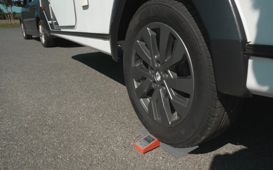 WAGA DO PRZYCZEPY KEMPINGOWEJ BERGER DO 1500 kg