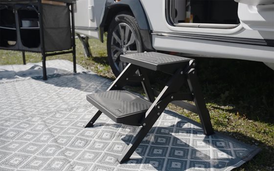 STOPIEŃ WEJŚCIOWY BERGER PODWÓJNY SKŁADANY ALUMINIOWY CZARNY