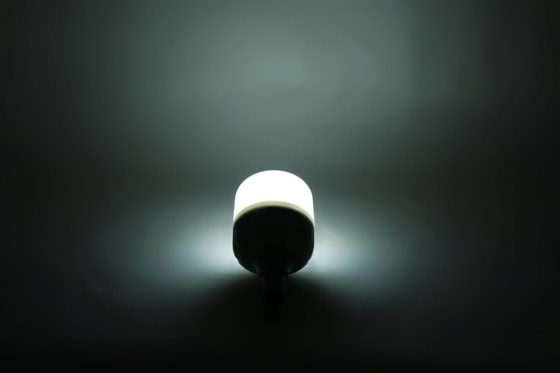 LAMPKA LED BRUNNER GLOBE USB OUTLET