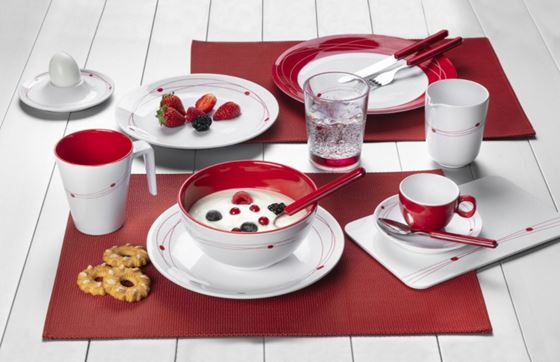 KUBEK BRUNNER MUG ABS CZERWONY 300 ml 1 szt.
