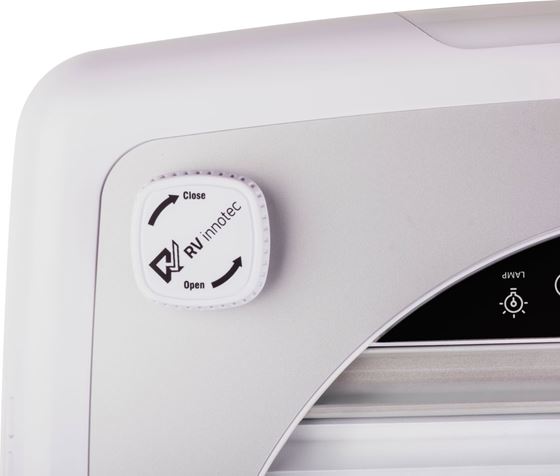 OKNO DACHOWE 40x40 RV INNOTEC PLUS FAN 400 PRZEŹROCZYSTE