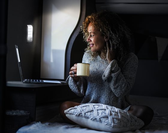 LAMPKA LED BRUNNER ATHOME USB