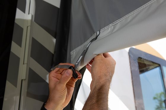 ŚCIANA FIAMMA BOK SIDE W PRO SHADE PRAWA F45/F65 PRAWA