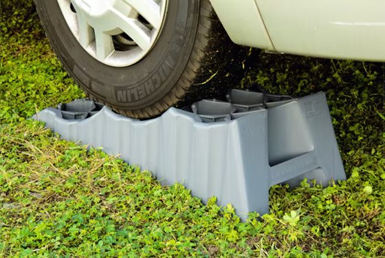 KLIN POZIOMUJĄCY FIAMMA LEVEL UP PREMIUM 2 szt.