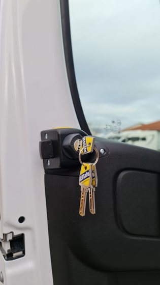 BLOKADA DRZWI ZEWNĘTRZNA HEOSAFE VAN SECURITY PACKET ZESTAW DUCATO OD 09/2021