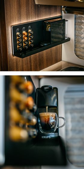 UCHWYT + EKSPRES DO KAWY CZARNY PODŚWIETLANY LED