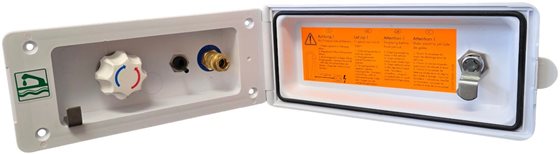 GNIAZDO WODY ZEWNĘTRZNE REICH Z ZAMKIEM NA KLUCZ BIAŁE