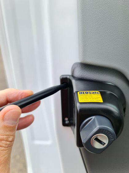 BLOKADA DRZWI WEWNĘTRZNA HEOSAFE TRANSIT OD 2014 4 szt.