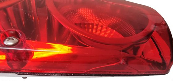 LAMPA TYŁ PRZYCZEPA CARALUNA II PLUS LEWA HELLA