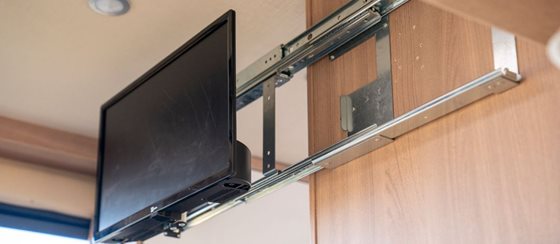 UCHWYT TV DO 10 kg LIPPERT WYSUWANY Z BOKU 465 mm