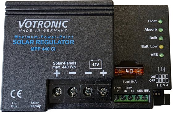 REGULATOR ŁADOWANIA VOTRONIC SOLAR MPP440 CI 12V CYFROWY