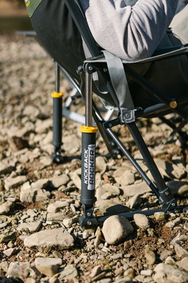 KRZESŁO GCI KICKBACK ROCKER BUJANE