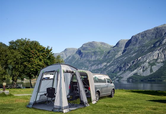 PRZEDSIONEK REIMO TENT UNI VAN 2 h180-200 cm