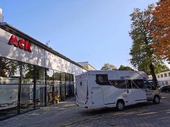 KAMPER SAMOCHÓD KEMPINGOWY TESSORO 463NK