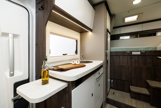 KAMPER SAMOCHÓD KEMPINGOWY SPORT 344UP